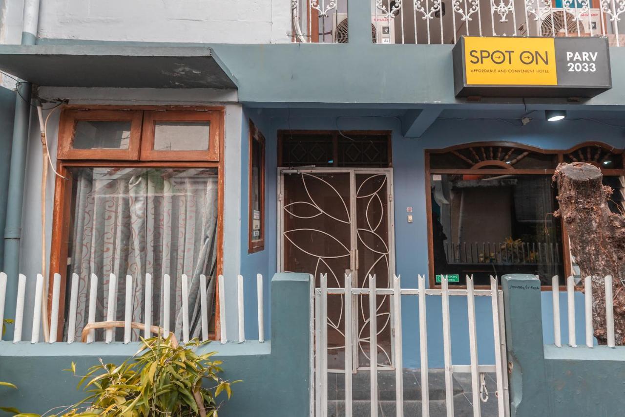 Spot On 2033 Kayumanis Homestay Syariah Cakarta Dış mekan fotoğraf
