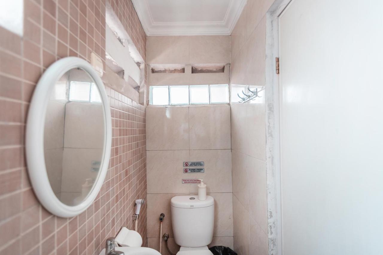 Spot On 2033 Kayumanis Homestay Syariah Cakarta Dış mekan fotoğraf